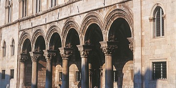 136.jpg